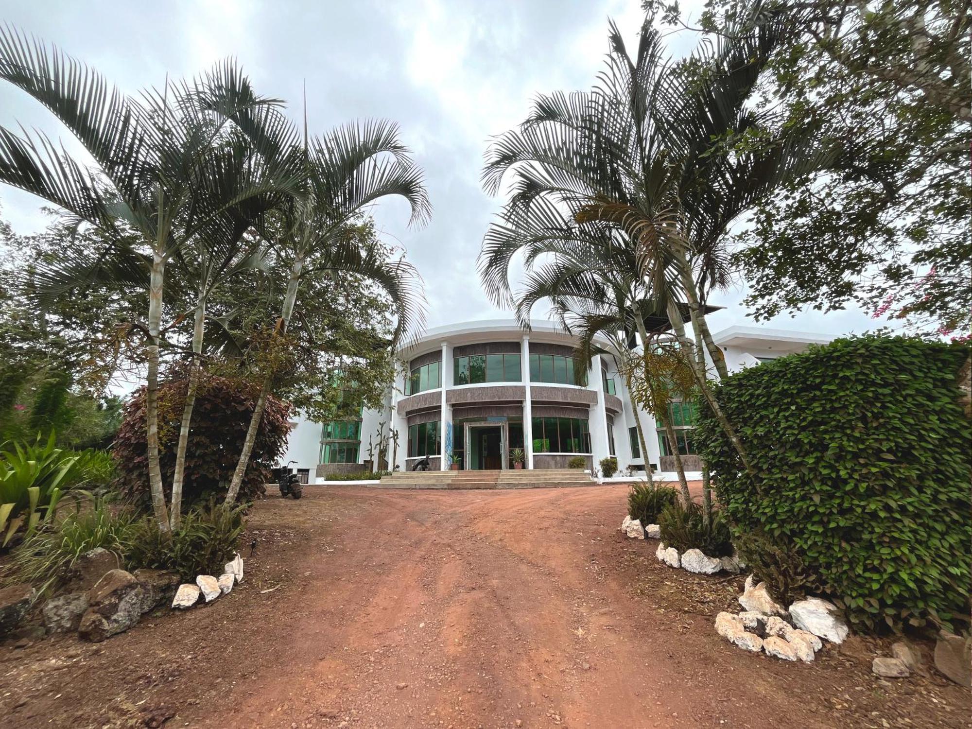 Hotel Tortuga Bay - Galapagos Пуерто Айора Екстериор снимка