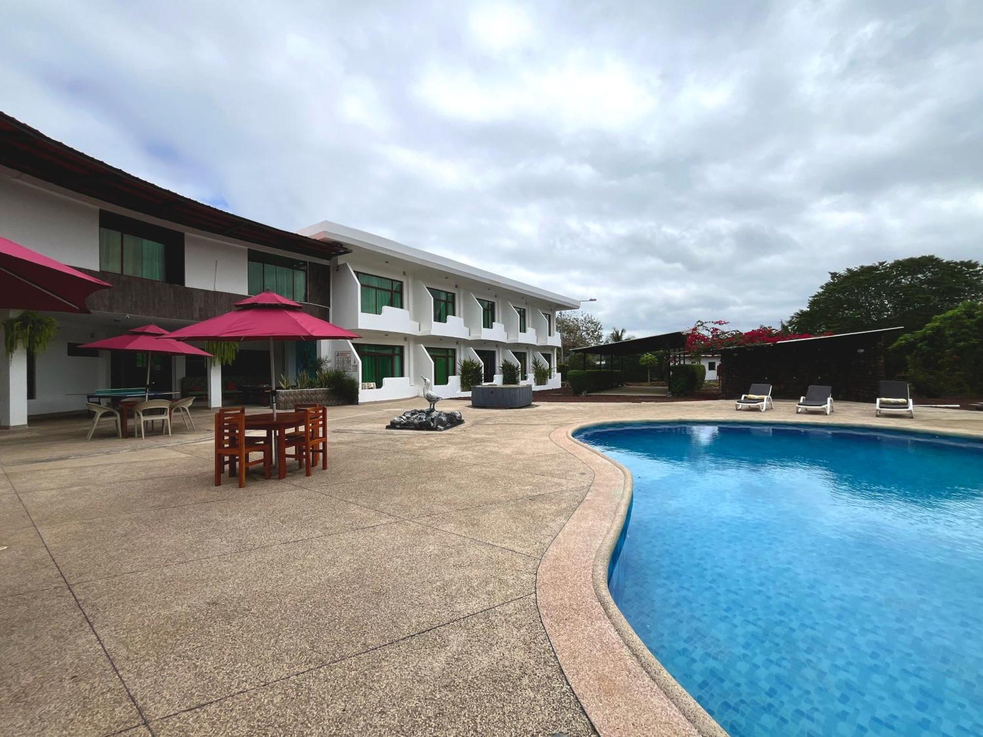 Hotel Tortuga Bay - Galapagos Пуерто Айора Екстериор снимка